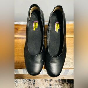 Shoes For Crews Black Leather Non Slip Heel Pumps  Size 9